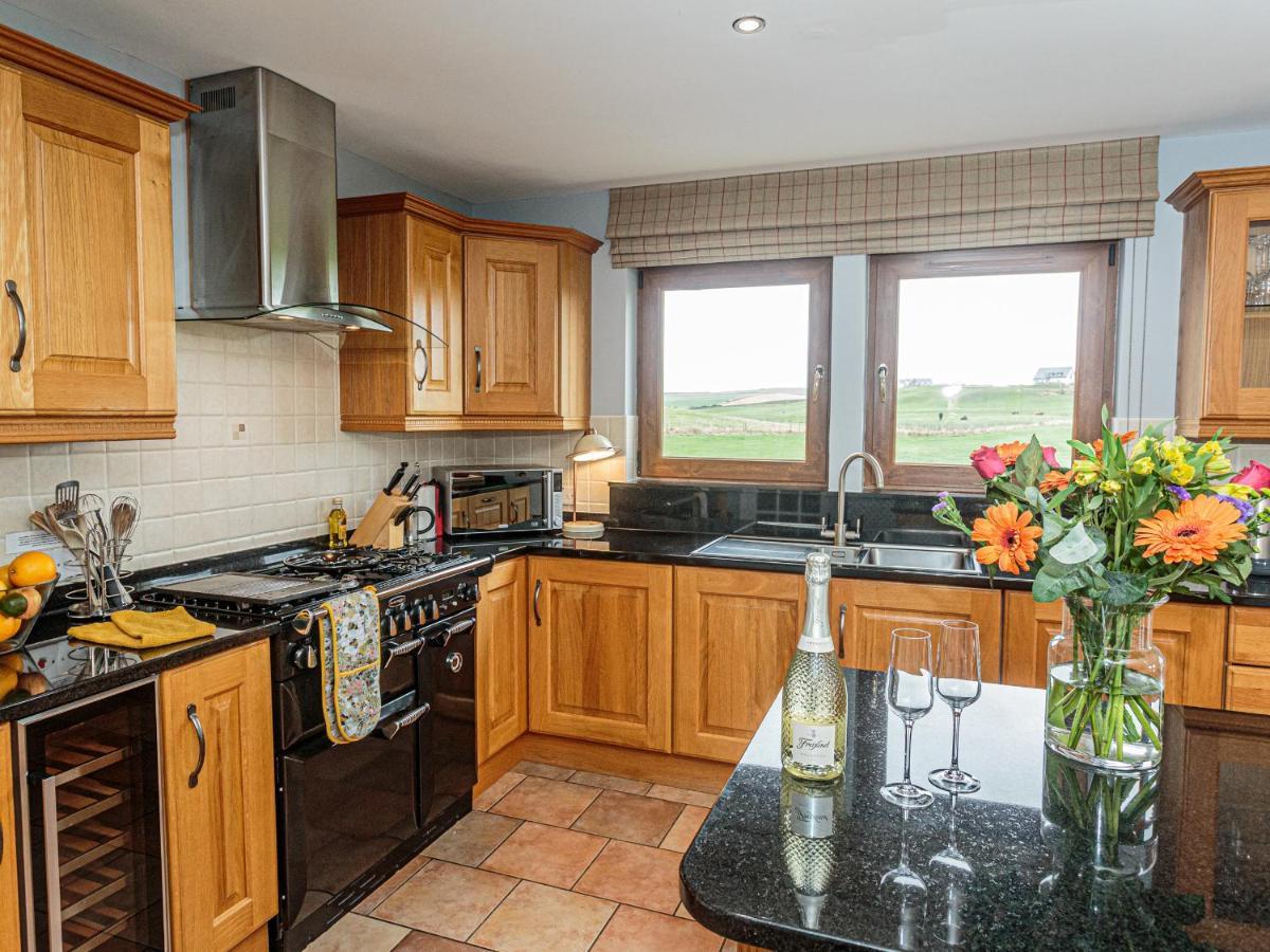 Corsewall Castle Farm Lodges Kirkcolm ภายนอก รูปภาพ