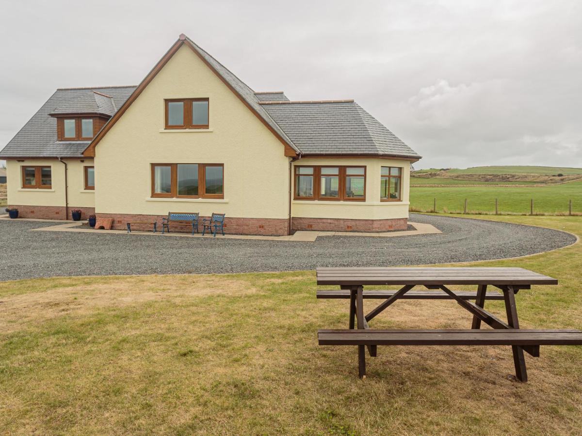 Corsewall Castle Farm Lodges Kirkcolm ภายนอก รูปภาพ